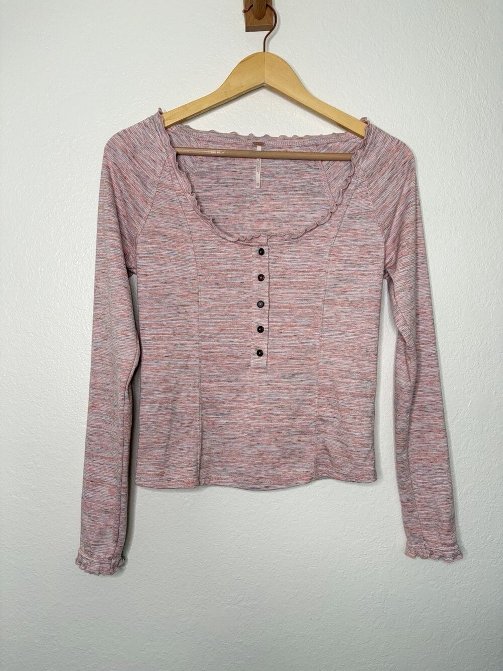 Free People Roxy Henley Long Sleeve Top in Pink Lettuce Hem Size XS Preppy Sport